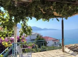 Q Bay Apartments