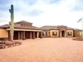 AUTHENTIC SANTA FE STYLE VILLA WITH PANORAMIC VIEWS