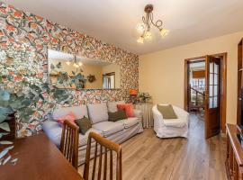 Waou La Casa de los Abuelos, Titulcia-ParqueWarner, caba&ntilde;a o casa de campo en Titulcia