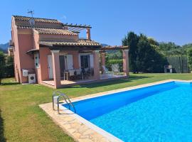 Villa Filia、Almiros Beachのホテル