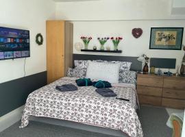 Apartmány na náměstí - Kounice, hotel v destinaci Kounice