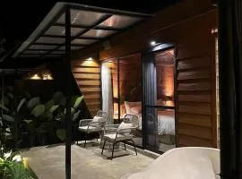 Clovehigh Cabin and Homestay Munduk