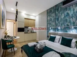 Sophia's one-bedroom fairy-tale apartment