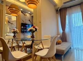 2BR Luxe Staycation in Charm Residences, готель у Манілі
