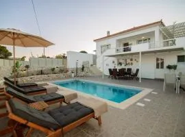 Dimitra's House with Private Pool