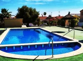 Maison indépendante de ville, proche de tous commerces