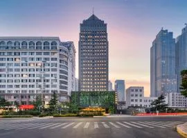 Crystal Orange Hotel Qingdao May Fourth Square Seaview Branch