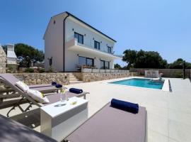 Villa Allure Lun – hotel w mieście Lun