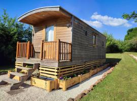 l'Eden du Sancerrois, cabin in Sens-Beaujeu
