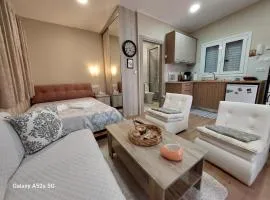 STUDIO 1 Irini