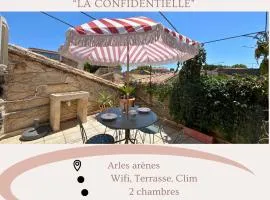 La confidentielle Centre ville Arles Terrasse