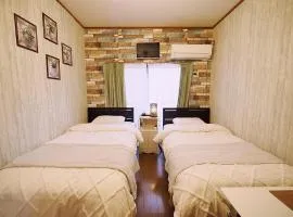 202 Koiwa st private Room