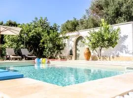 Villa indipendente con piscina privata by Pugliadamare
