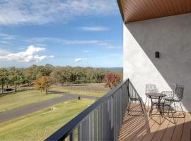 Mount View Estate One Bedroom Country Stay The Lavender Escape, ξενοδοχείο σε Mount View