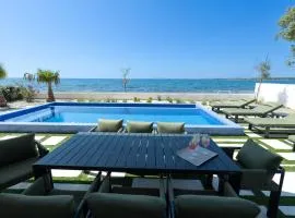 Adria Resort SEAFRONT Villa D Private Pool