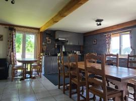 Chalet &agrave; Besse 12 personnes, H&uuml;tte in Besse-et-Saint-Anastaise