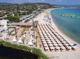 Linari Sea & Suites, hotel em Ormos Panagias