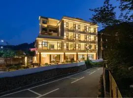Mountain and Bamboo Holiday Homestay Zhangjiajie Forest Park Branch