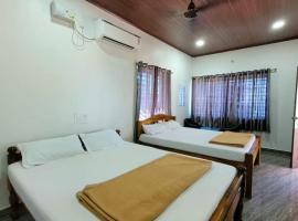 Gokarna Beach Near Stay, hotel na praia em Gokarna