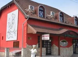 Vár Panzió és étterem