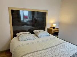 S17 Parking Wifi Grand 2 chambres 2 à 4 personnes