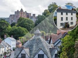 5 Bed in Dunster 63301, hotel di Dunster