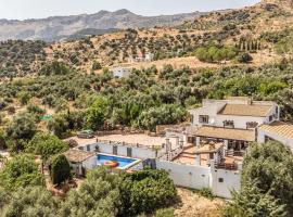 Nice Home In Villanueva De La Concepcion、ビジャヌエバ・デ・ラ・コンセプシオンのホテル