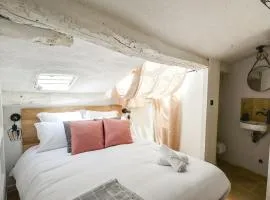 Flat village Saint-Paul-de-Vence 4P