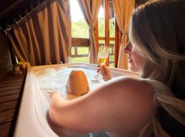 Cabanas dos Plátanos, hotel v destinaci Gramado