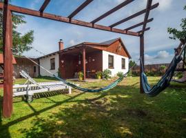 Domki U Marty - Domek Grażyna, hotel v destinaci Wiele