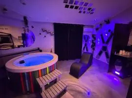 LoveroomL1TIMISTE TAR