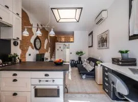 tHE Brick Nest - Navigli View