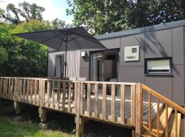 Mobil home TAOS Luxe H20 - Camping de Lanniron, Glampingunterkunft in Quimper