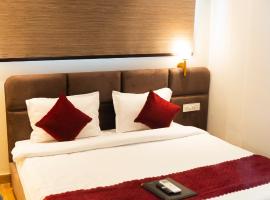 Hotel RK Heights 300M HOTEL TO GOLDEN TEMPLE, Hotel in Amritsar