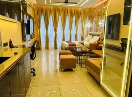 Chalo Chaley Luxury Stays