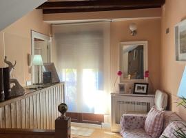 Alojamientos Palacete, locanda a Pe&ntilde;aranda de Duero