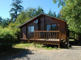 La Conner Camping Resort Deluxe Cabin 5, hotell i La Conner