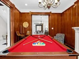Historic 3-BR Downtown Bourbon Getaway