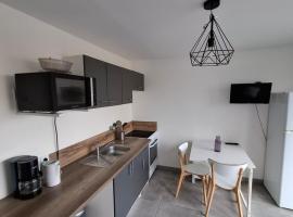 Entre Terre et Mer, logement cosy, hotel i Poussan