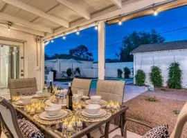 Mid-century Modern Charmer With Free Heated Pool!