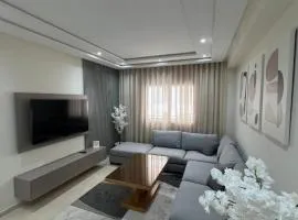 Elegant and comfortable apartment in Tangier, Luxury 3BR, AC, Bright Stay