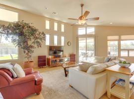 Home Near El Conquistador Golf: Hot Tub + Mtn View, Hotel in Oro Valley