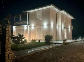 Luxury Villa Cenaia
