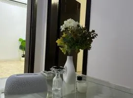 استديو الراحة بغرفة نوم وصالة