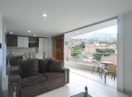 Luxury air conditioning near laureles