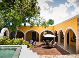 Villa San Antonio de Padua, pet-friendly hotel in Izamal