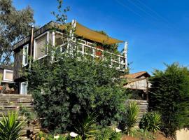 Cabañas VistaMar en Lomas de Farr Pelluhue, hotel v destinaci Pelluhue
