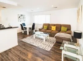 Spacious One-Bedroom With Dining Area & Gated Parking