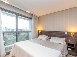 Studio Moderno no Centro com Piscina, Vista Panorâmica e Garagem, hotel in Curitiba