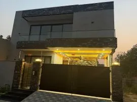 Luxury & comfort Space for stay
